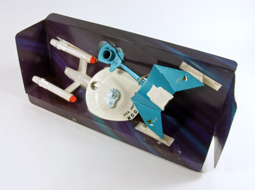 "Star Trek—U.S.S. Enterprise—Klingon Battle Cruiser"