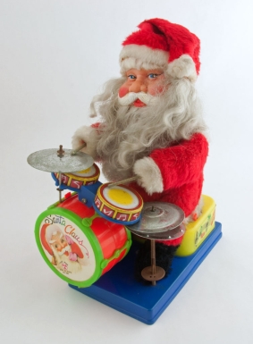 "Cha Cha—Beating Drum Santa Claus"