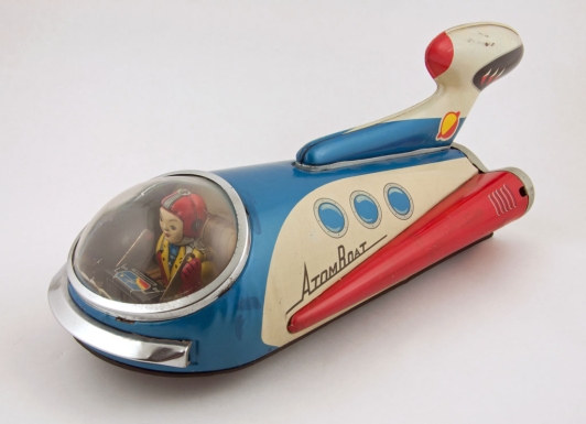 "Atom Boat"