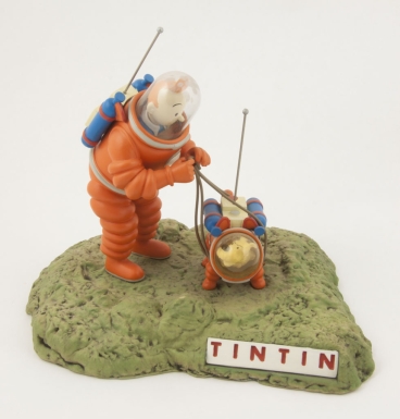 TintIn—Explorers on the Moon