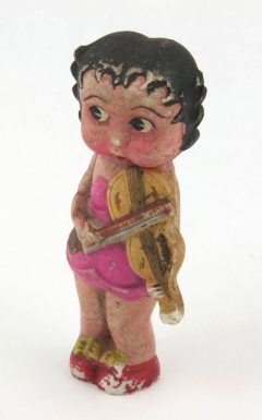 Betty Boop Playing Violin