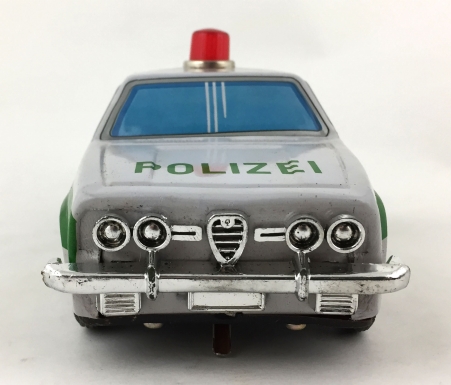 "Alfetta Polizei [Police Alfetta]"