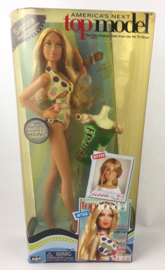"America's Next Top Model—Sienna"