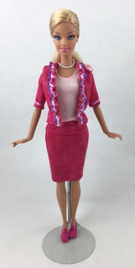 "Barbie—I Can Beâ€¦ President—B Party Doll (Caucasian)"