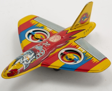 Ultraman Leo Airplane