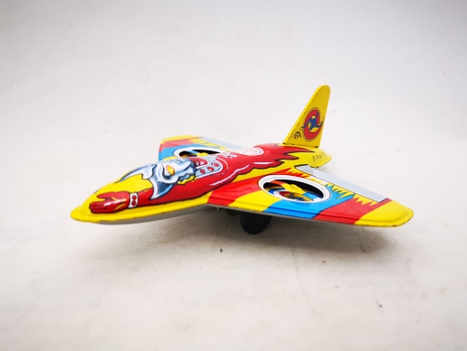 Ultraman Leo Airplane