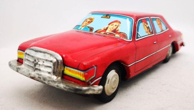 "Sedan"